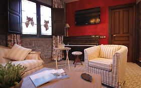 Hotel Rural La Tenada